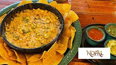 comida mexicana de restaurante Nopal