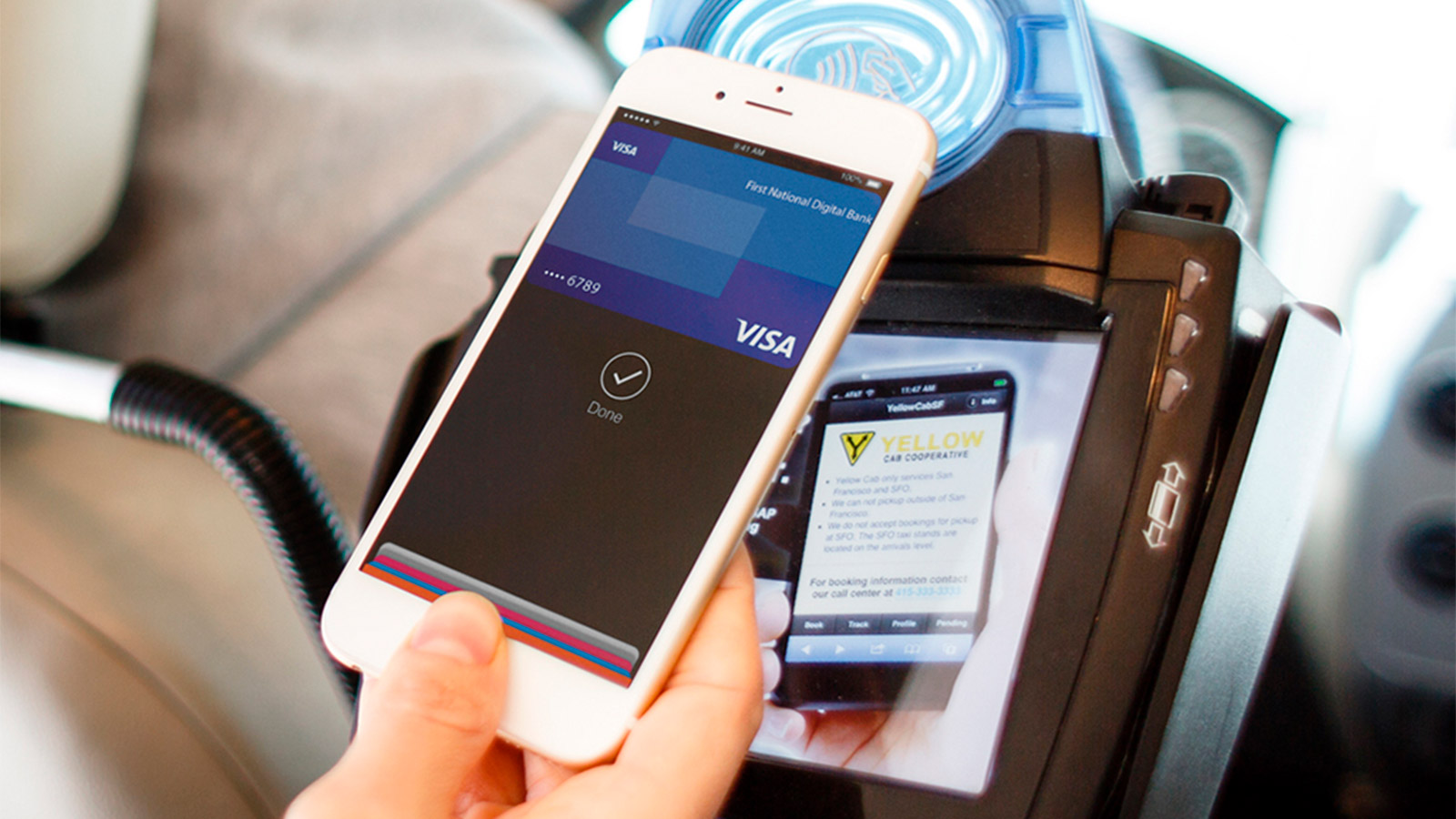 Pagando en el taxi con el celular